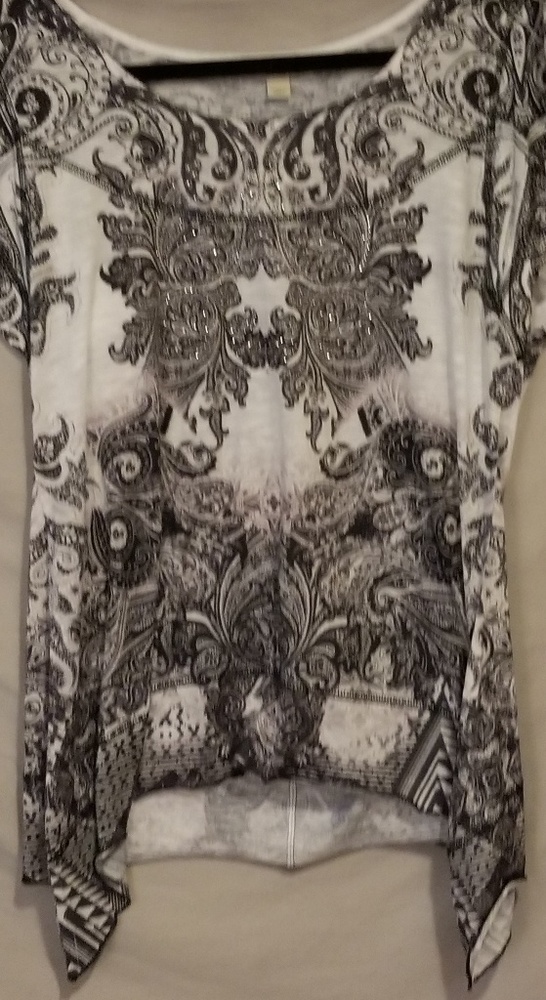 Top - Picture 2 of 2